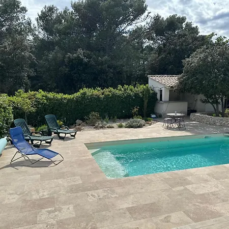 Villa Independante - Cloturee - Piscine - Terrain *
