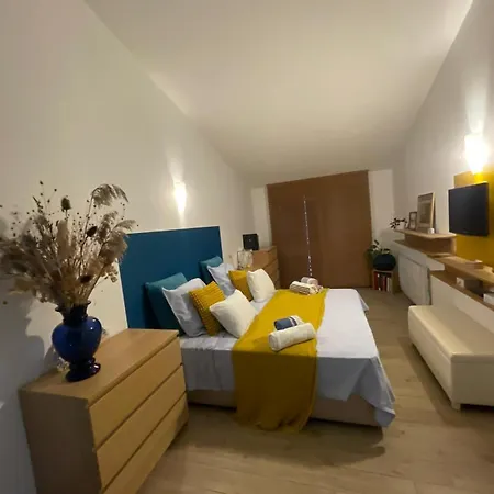 Independante - Cloturee - Piscine - Terrain Villa